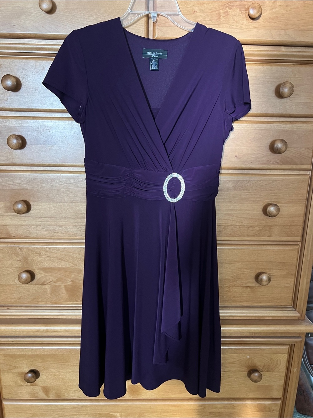 R&M Richards Deep Plum/ Purple V-Neck Midi Dress with Rhinestone Oval 8 petite